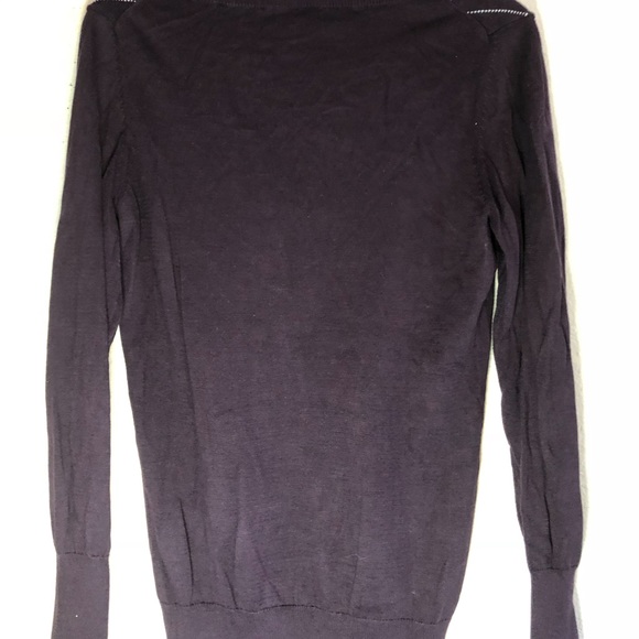 GAP Scotch V-neck Sweater - Picture 2 of 2